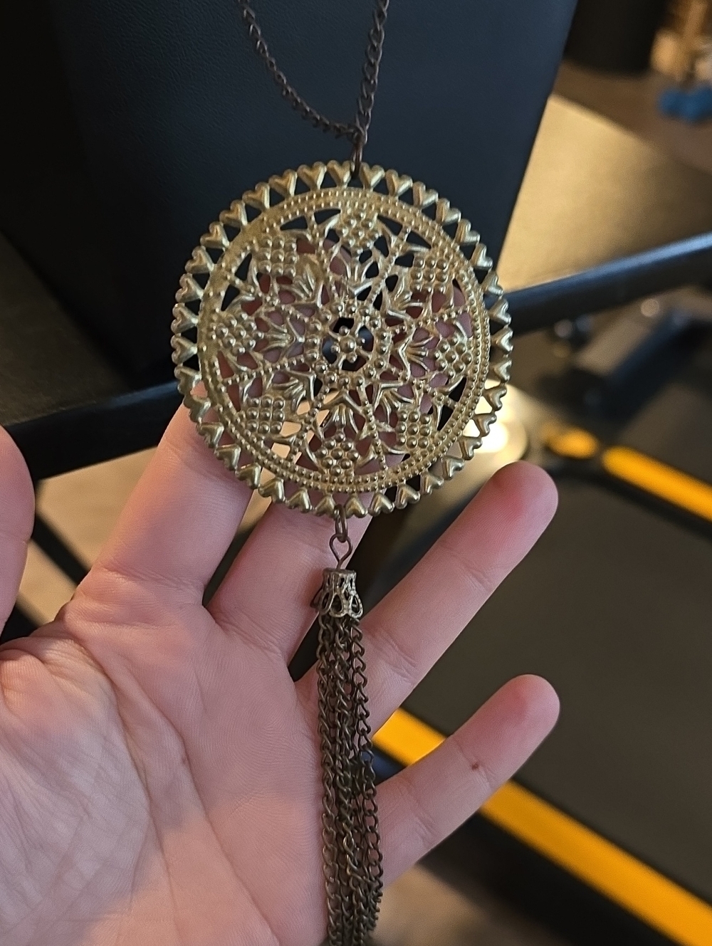 Vintage-Inspired Gold Filigree Pendant Necklace with Tassel